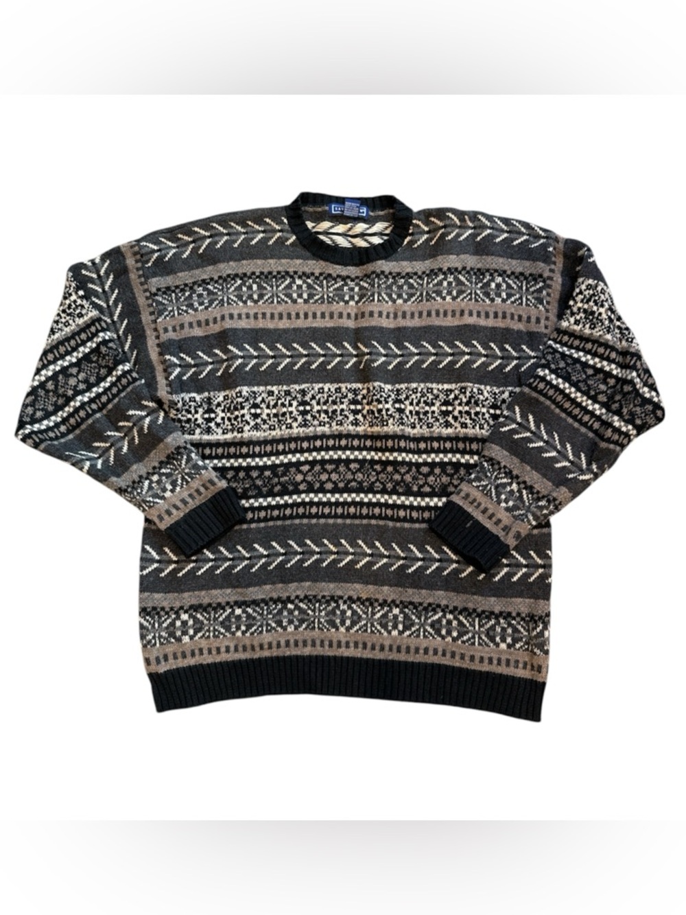 Savile Row | Men's Argyle Crewneck Sweater in Gray Patterned Knit